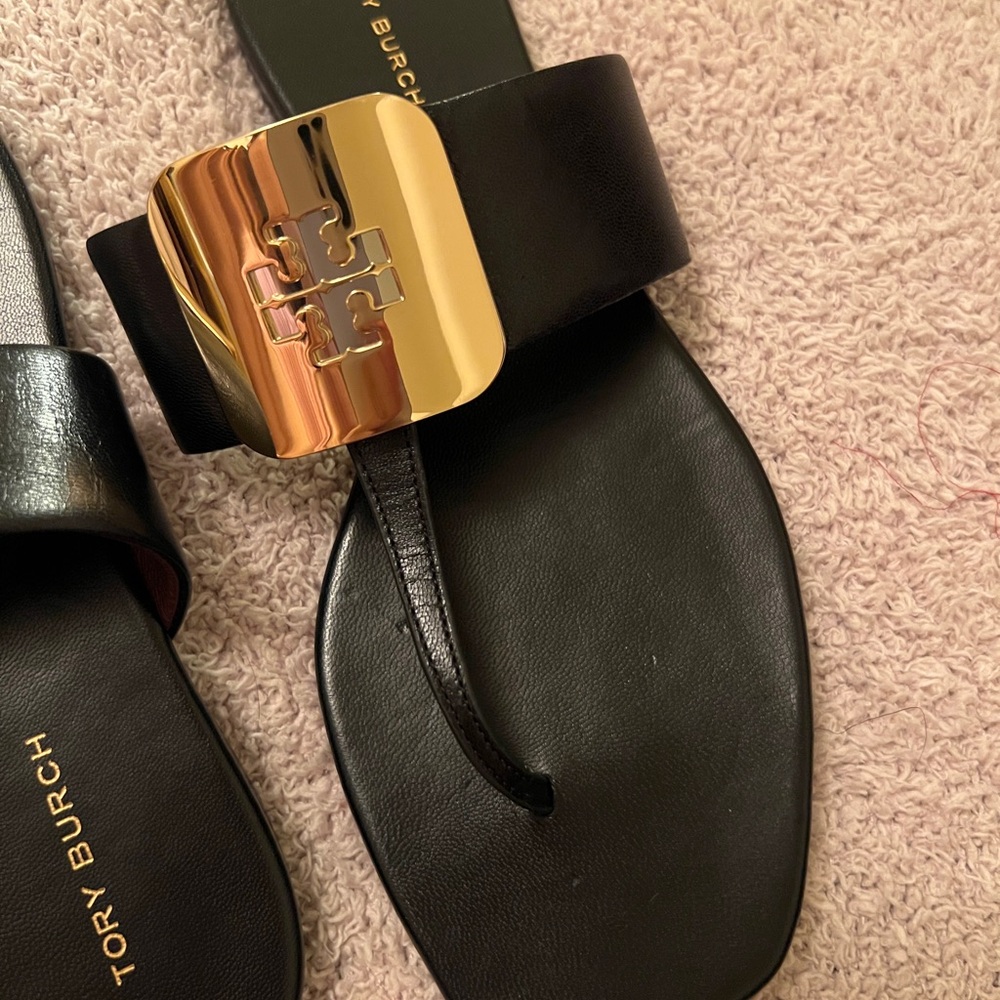 Tory Burch Georgia Leather Sandals - Picture 15 of 15